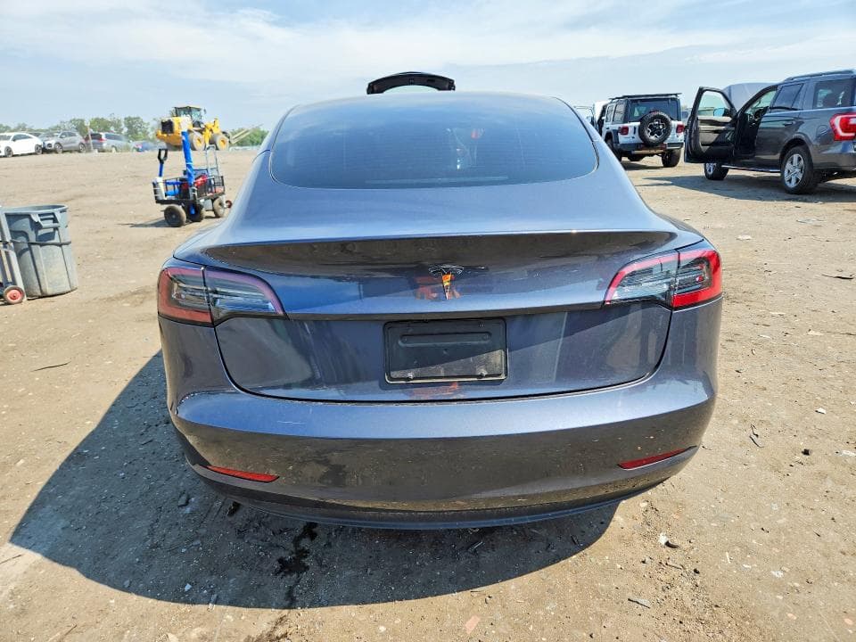 2023 TESLA MODEL 3 6