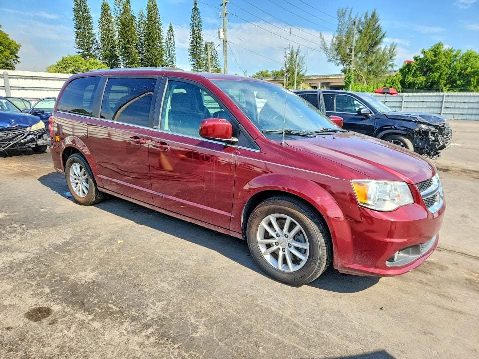 2018 DODGE GRAND CARAVAN SXT 4