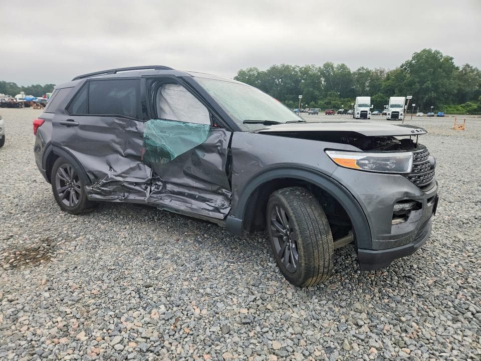 2023 FORD EXPLORER XLT 4
