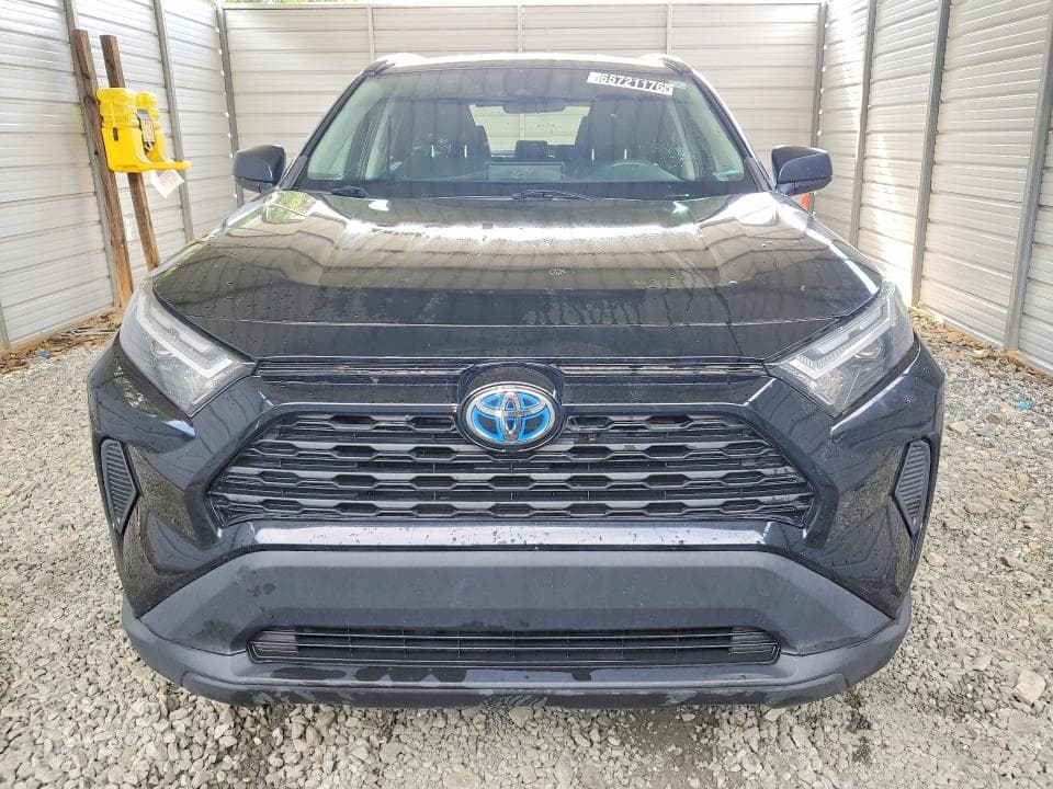 2024 TOYOTA RAV4 LE 5