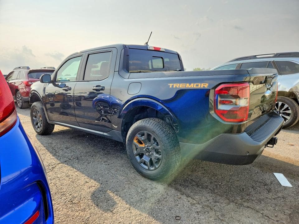 2024 FORD MAVERICK LARIAT TREMOR 2