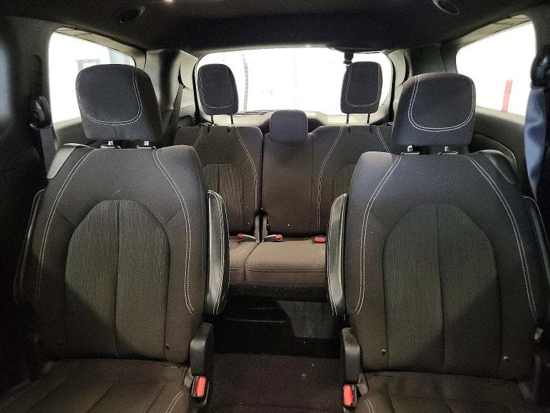 2020 CHRYSLER PACIFICA TOURING 10