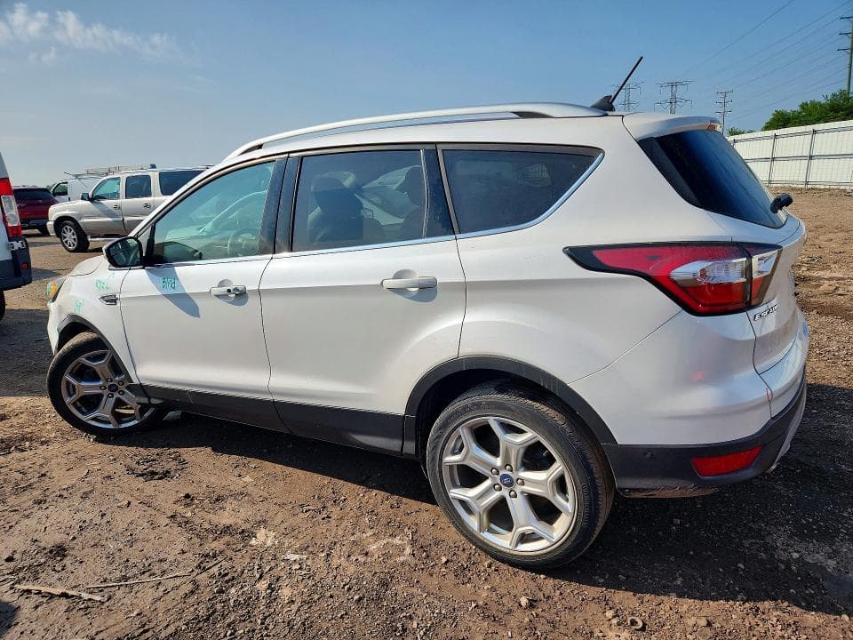 2018 FORD ESCAPE TITANIUM 2