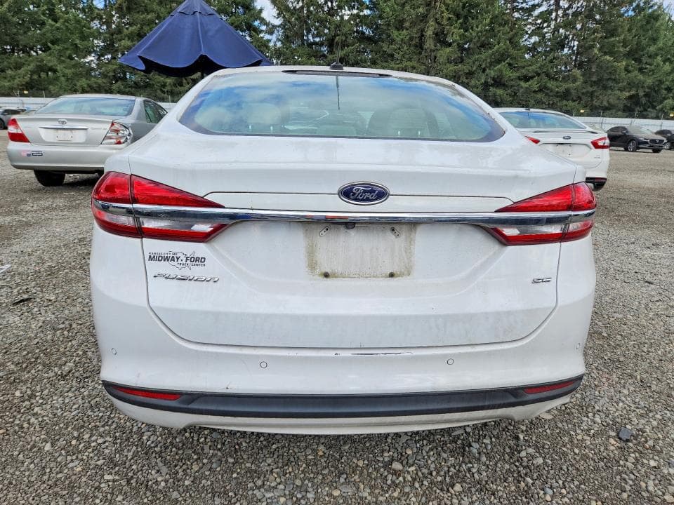 2017 FORD FUSION SE 6