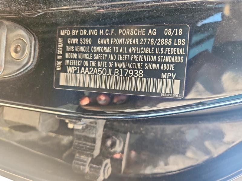 2018 PORSCHE MACAN 13