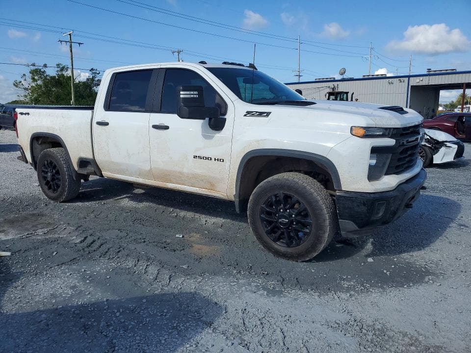 2025 CHEVROLET SILVERADO K2500 CUSTOM 4