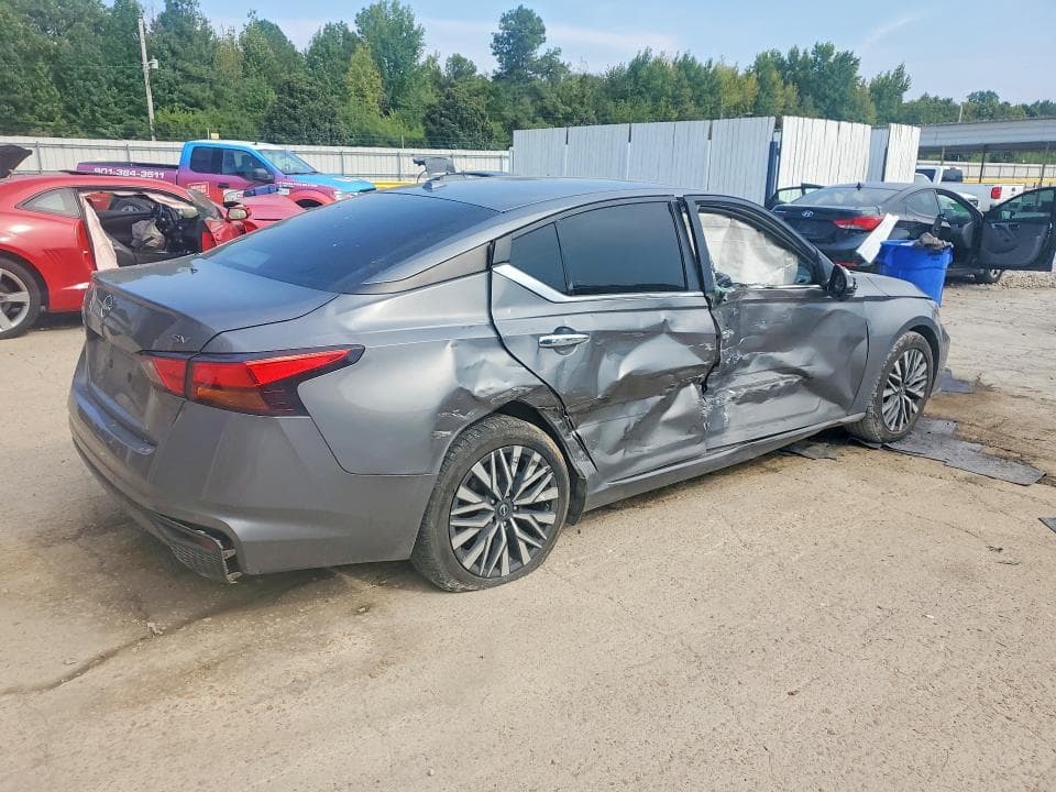 2024 NISSAN ALTIMA SV 3