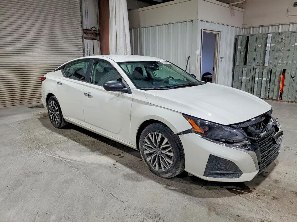 2025 NISSAN ALTIMA SV 4