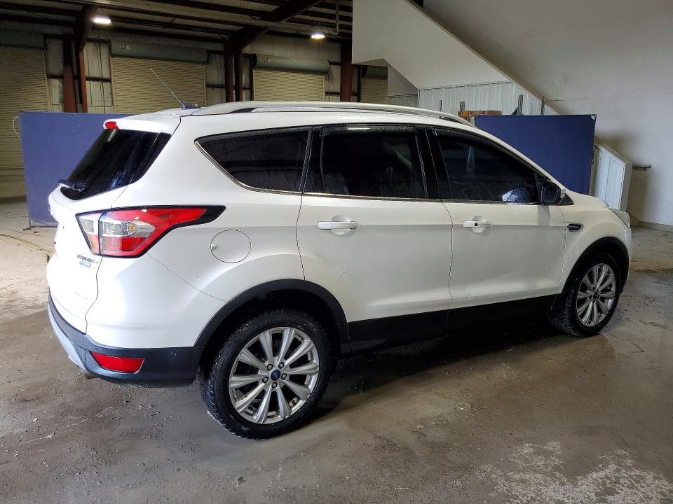 2017 FORD ESCAPE TITANIUM 3