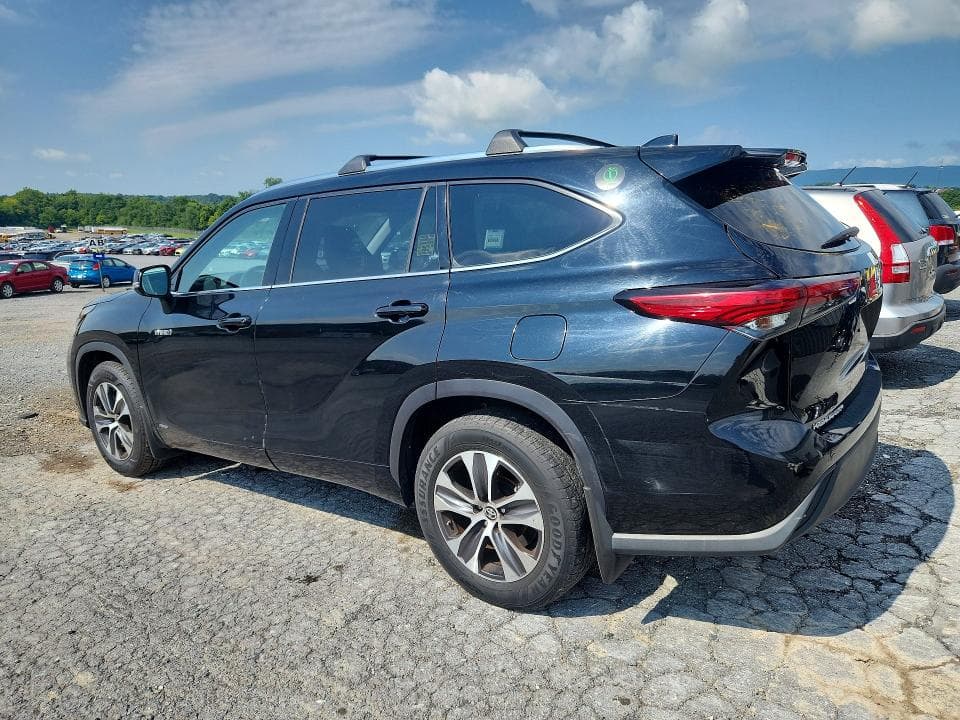 2021 TOYOTA HIGHLANDER HYBRID XLE 2