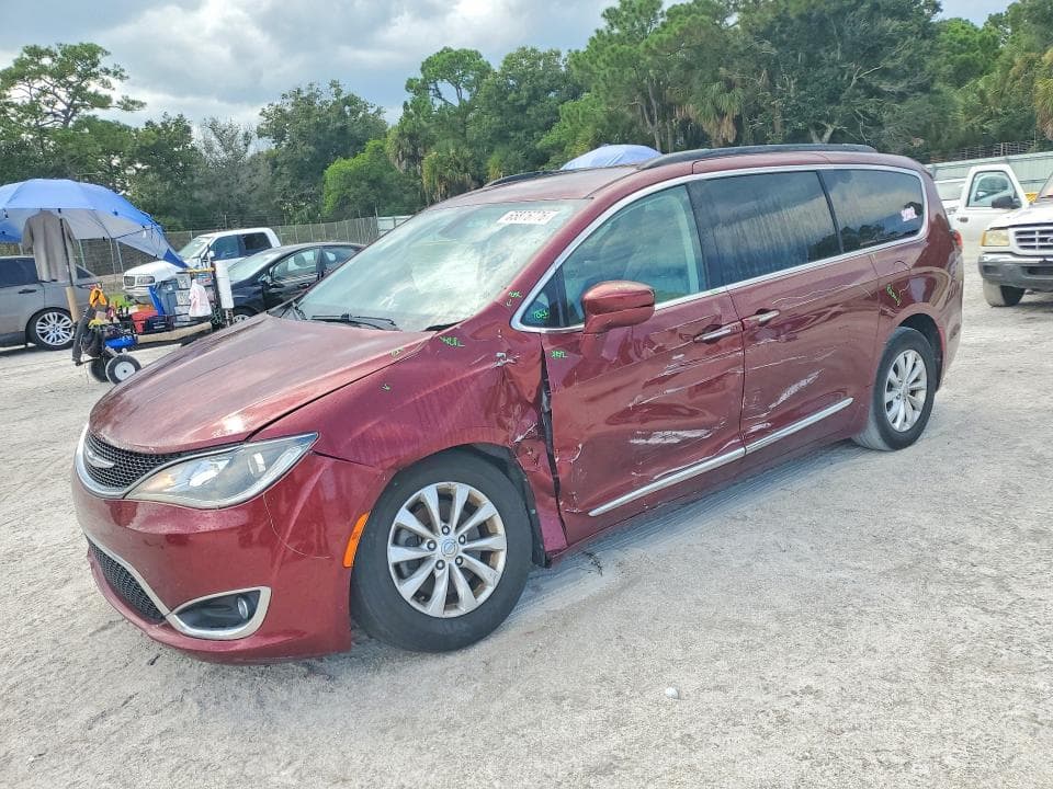 2017 CHRYSLER PACIFICA TOURING L - 1