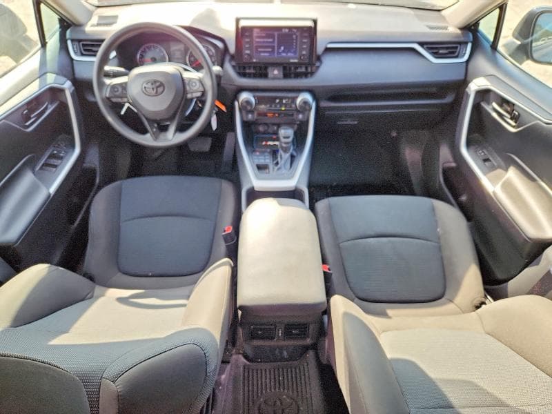 2022 TOYOTA RAV4 LE 8