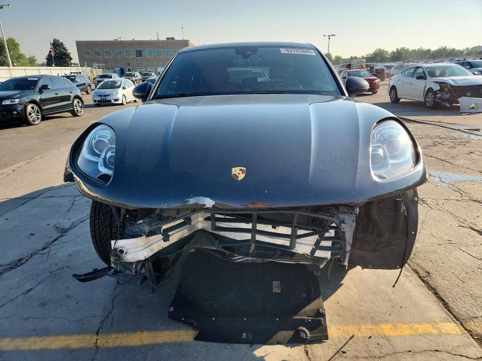 2018 PORSCHE MACAN 5
