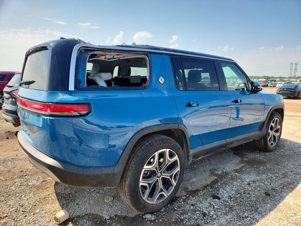 2026 RIVIAN R1S ADVENTURE 3