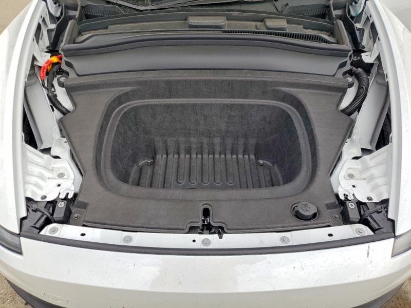 2026 TESLA MODEL Y 11