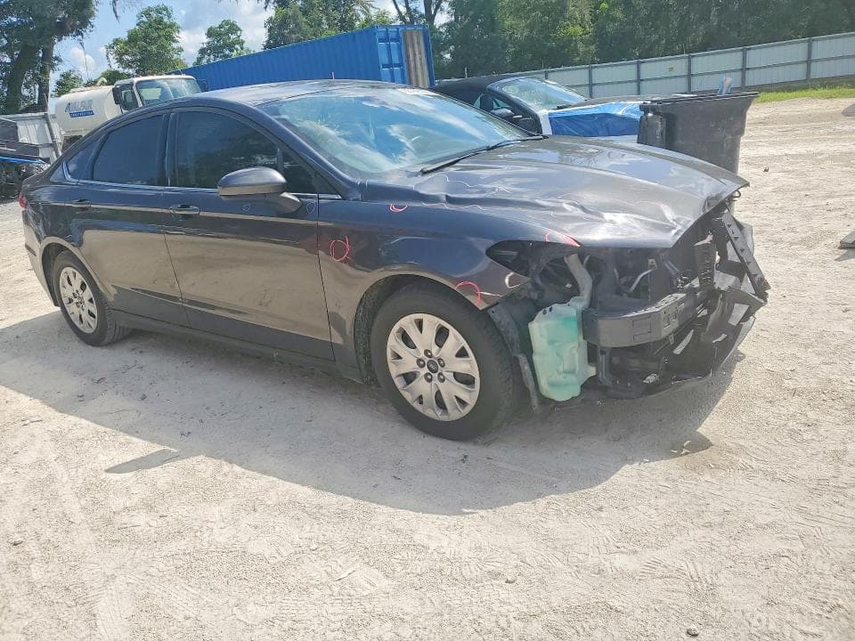 2020 FORD FUSION S 4