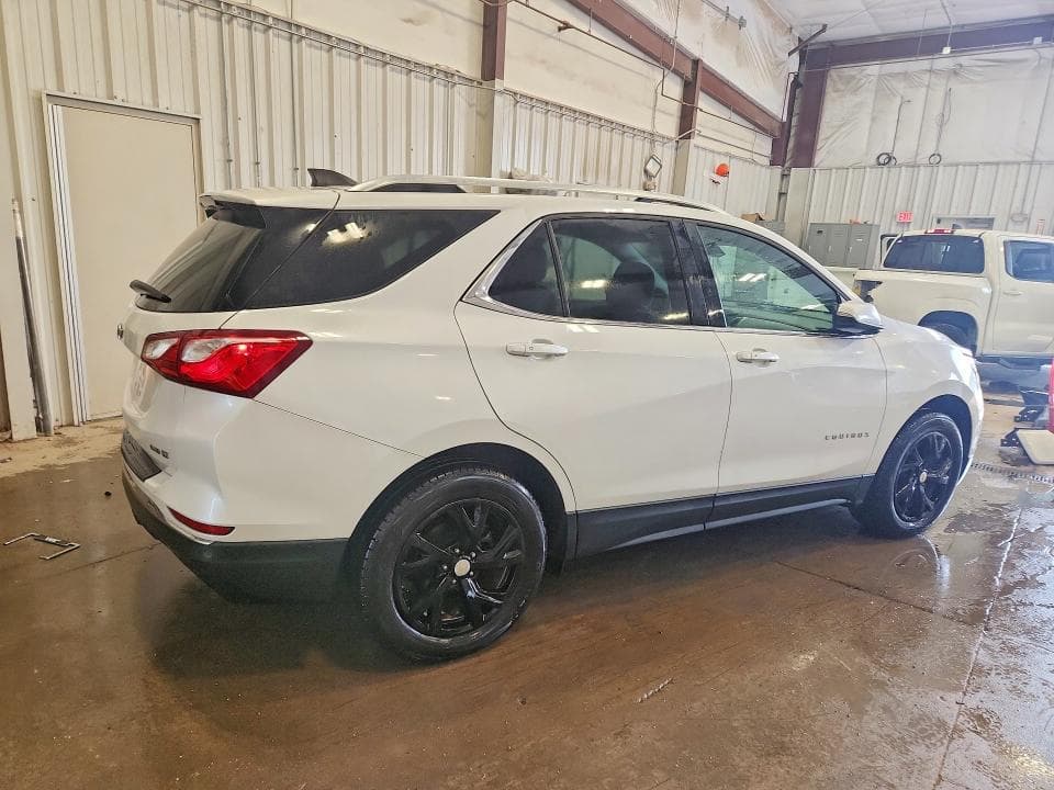 2018 CHEVROLET EQUINOX LT 3