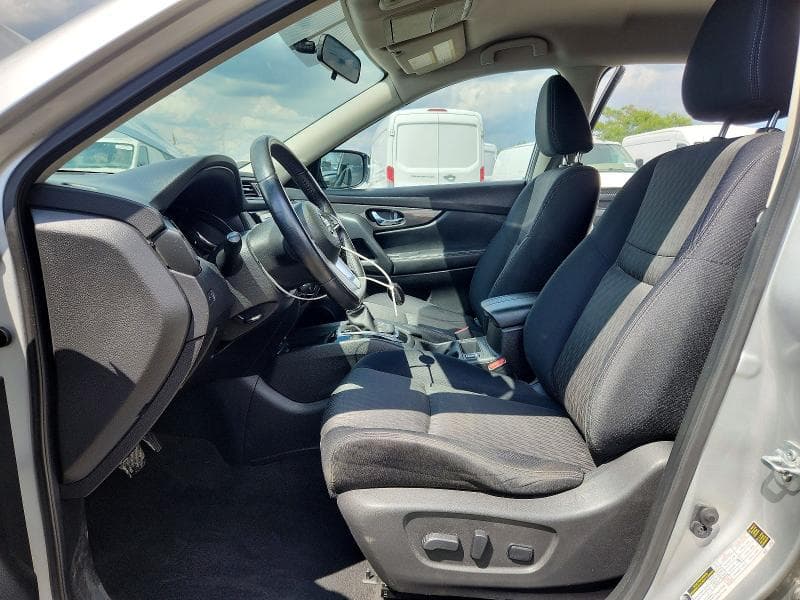 2017 NISSAN ROGUE SV 7