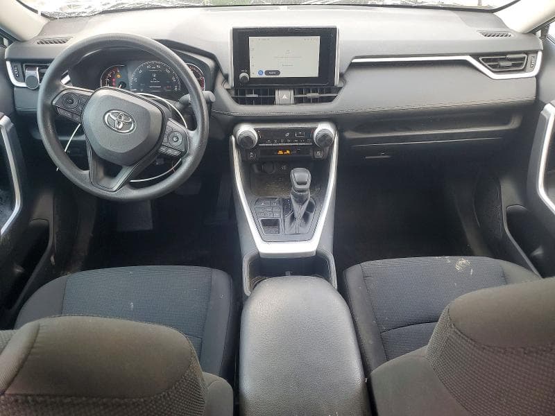 2025 TOYOTA RAV4 LE 8