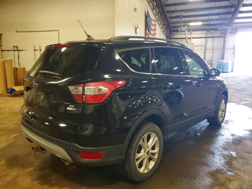 2018 FORD ESCAPE SE 3