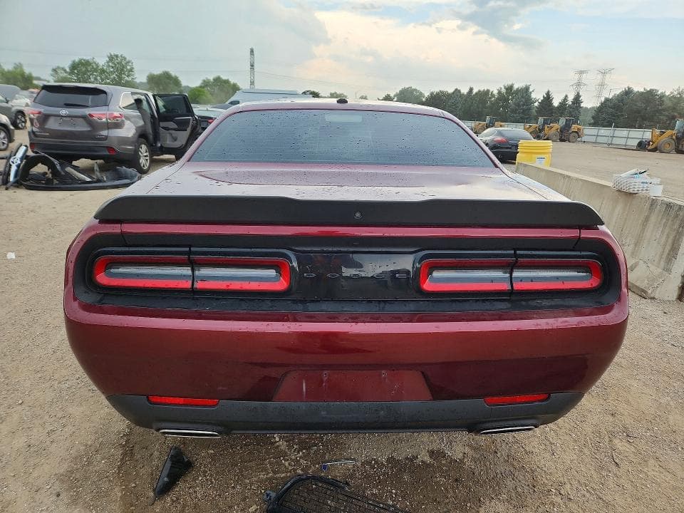 2023 DODGE CHALLENGER SXT 6
