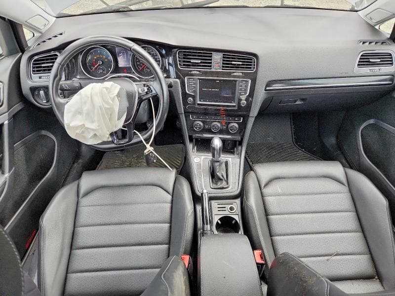 2017 VOLKSWAGEN GOLF S 8