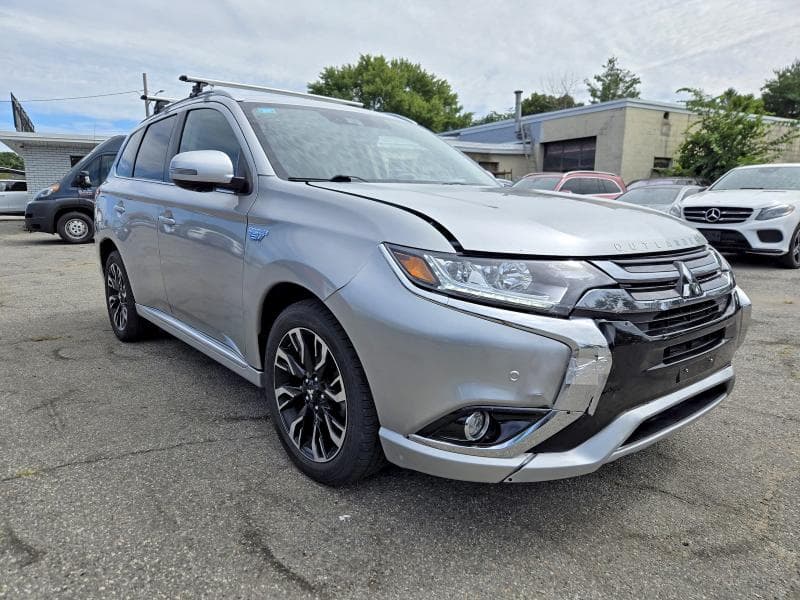 2018 MITSUBISHI OUTLANDER SE - 1