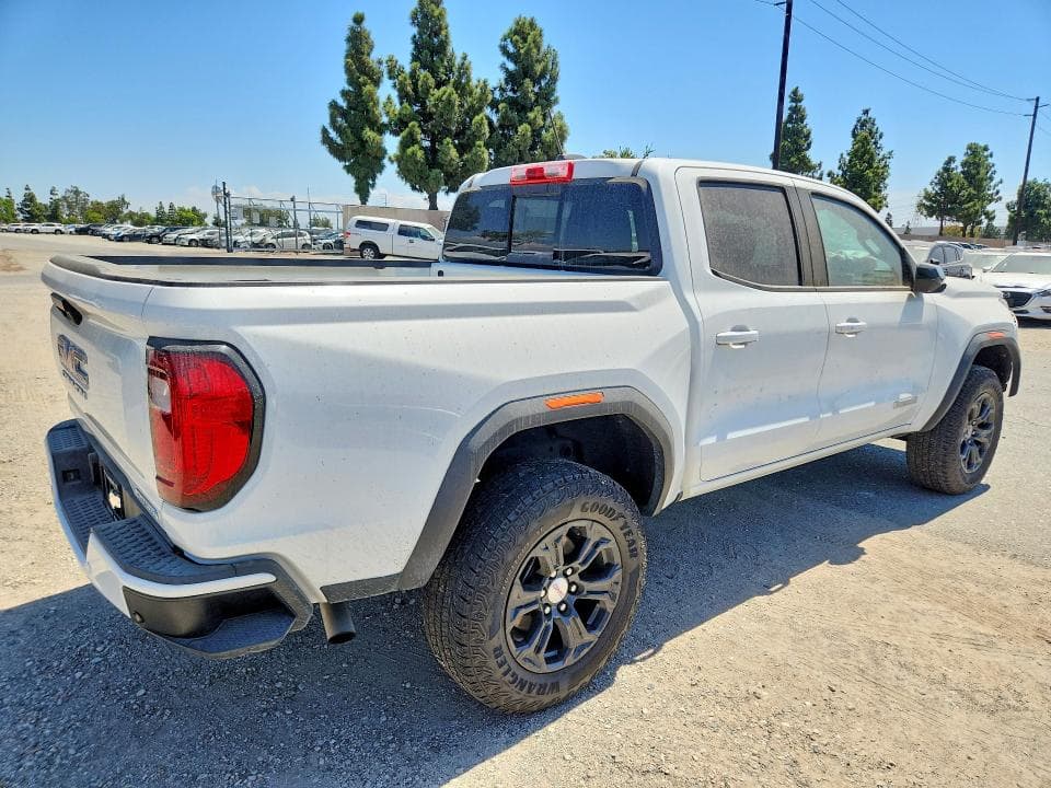 2024 GMC CANYON ELEVATION 3
