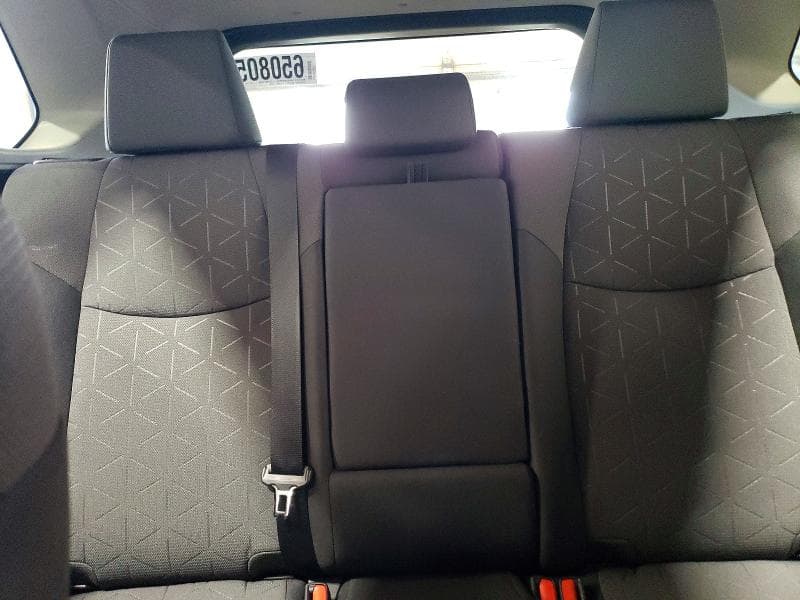 2019 TOYOTA RAV4 XLE 10