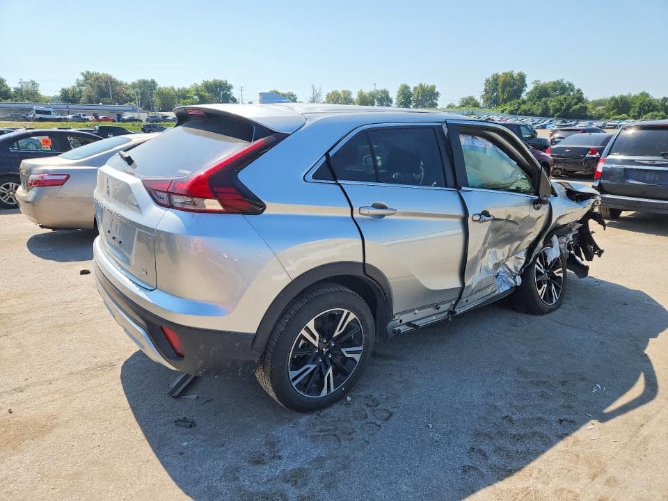 2026 MITSUBISHI ECLIPSE CROSS SE 3