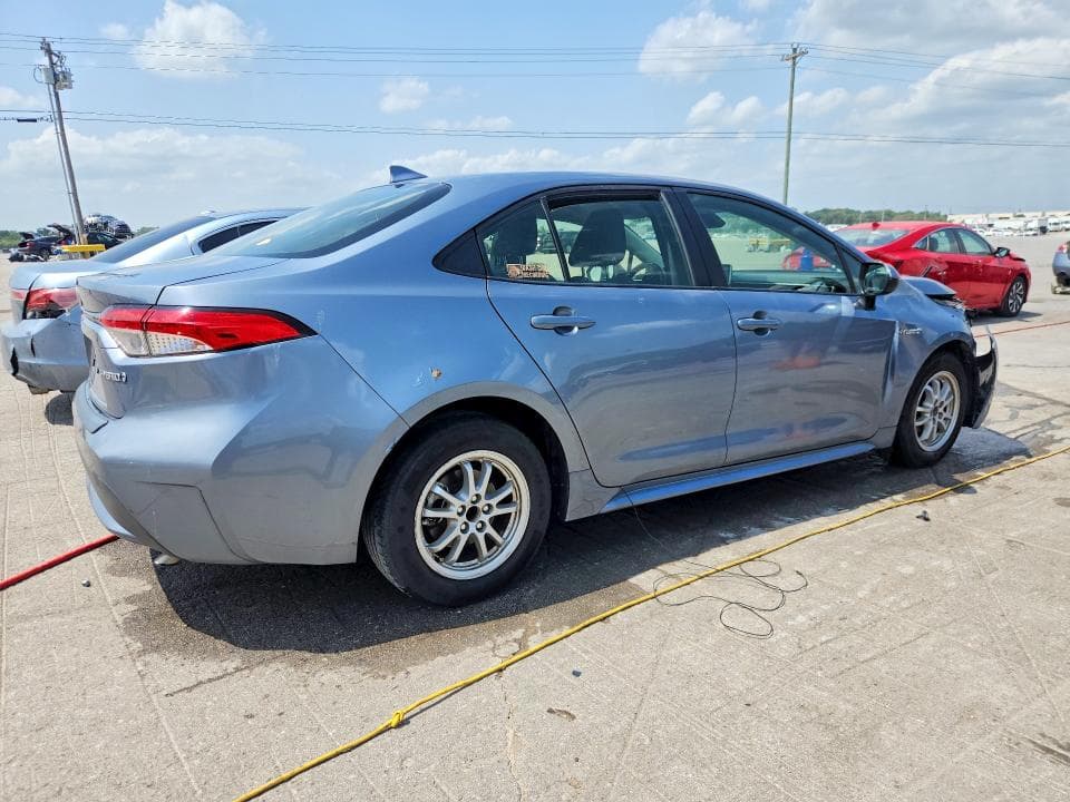2020 TOYOTA COROLLA LE 3