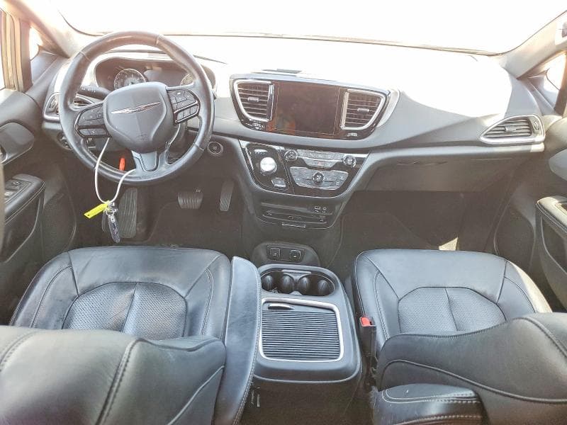 2018 CHRYSLER PACIFICA TOURING L PLUS 8