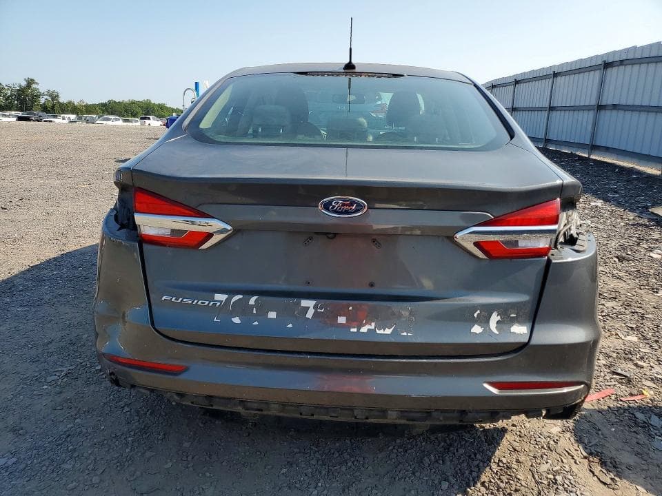 2019 FORD FUSION S 6