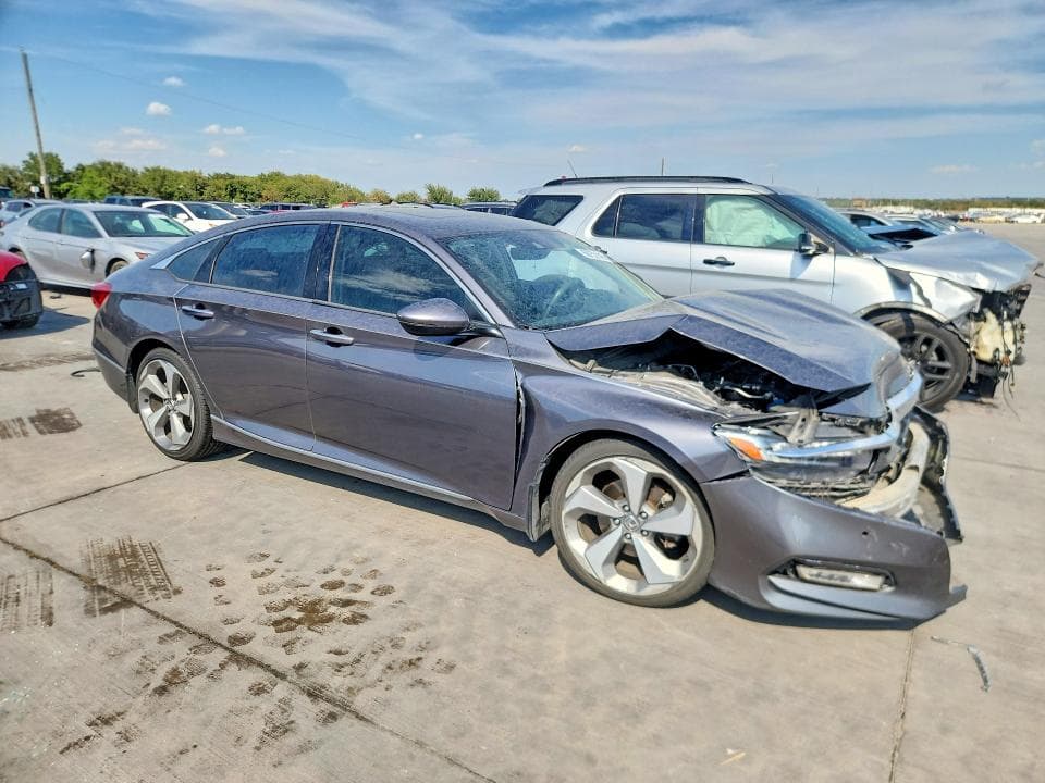 2018 HONDA ACCORD TOURING 4
