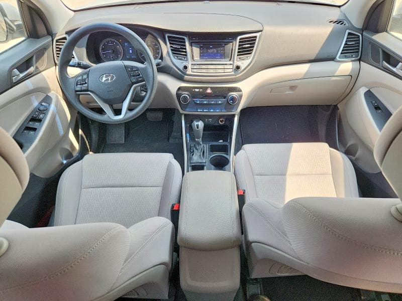 2017 HYUNDAI TUCSON SE 8