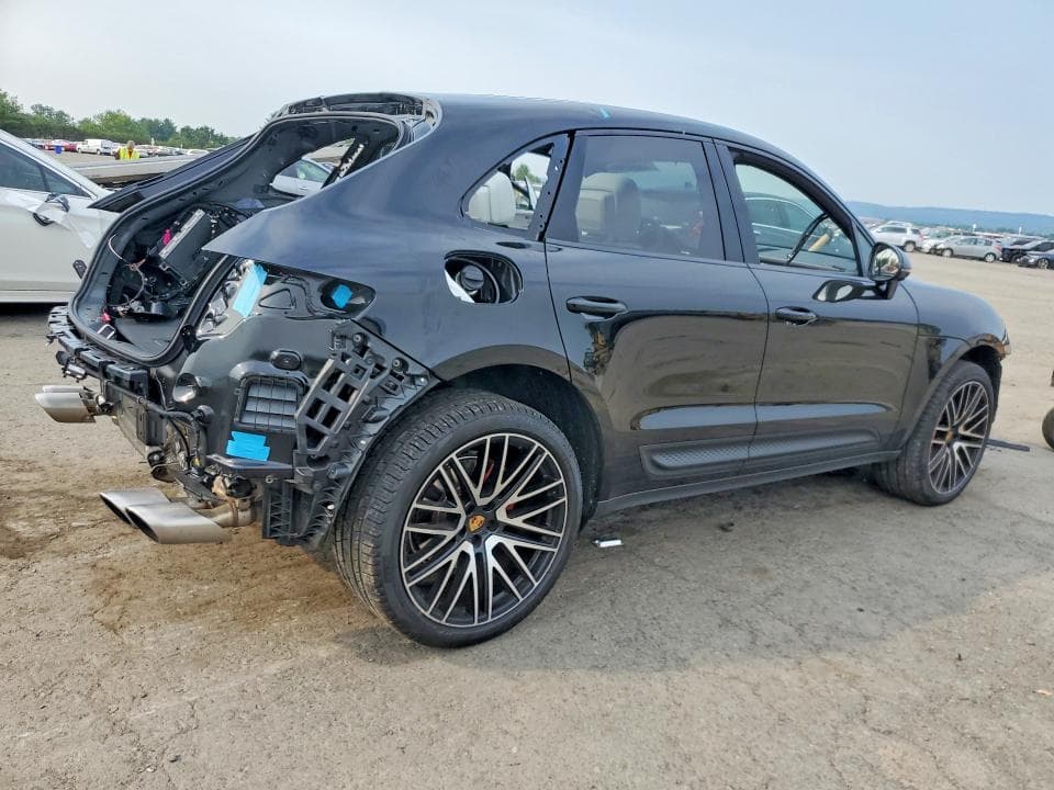 2026 PORSCHE MACAN S 3