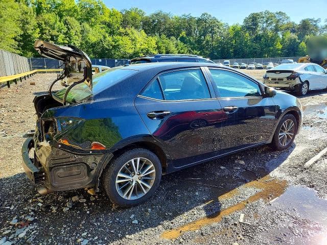 2018 TOYOTA COROLLA LE 3