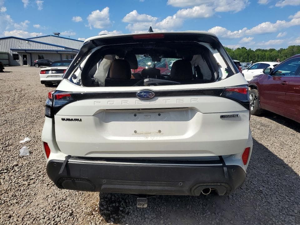 2025 SUBARU FORESTER TOURING 12