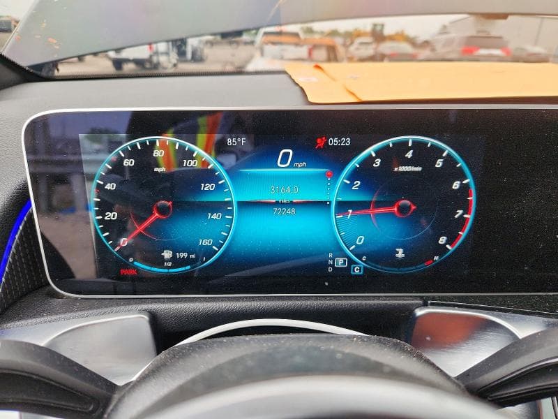 2021 MERCEDES-BENZ GLB 250 4MATIC 9