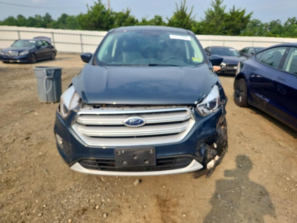 2019 FORD ESCAPE SE 5