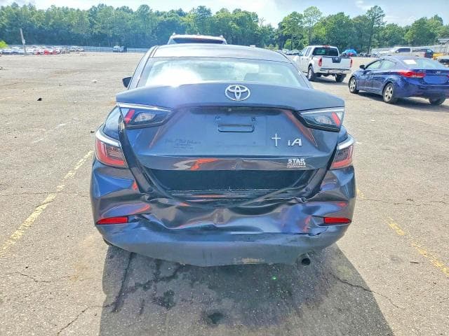 2017 TOYOTA YARIS IA BASE 6