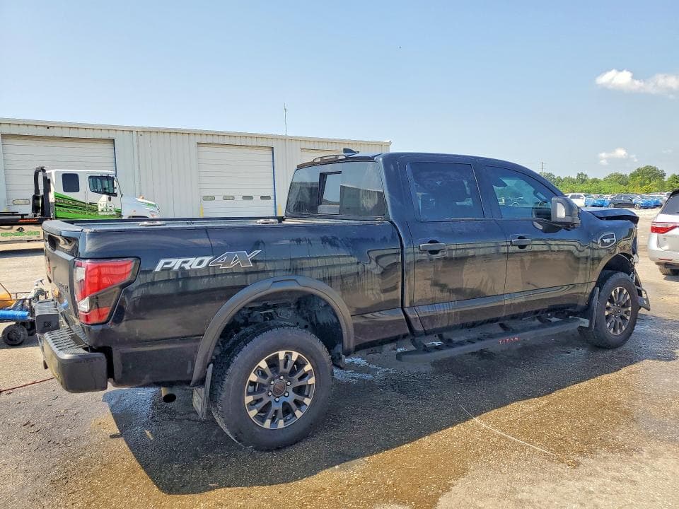 2024 NISSAN TITAN XD PRO-4X 3