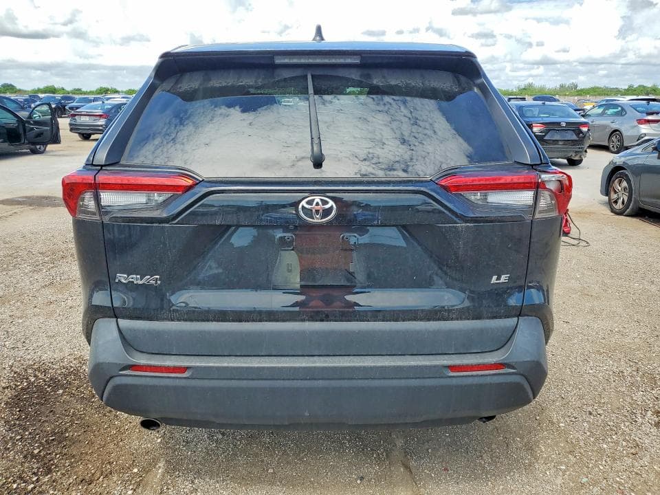 2023 TOYOTA RAV4 LE 6