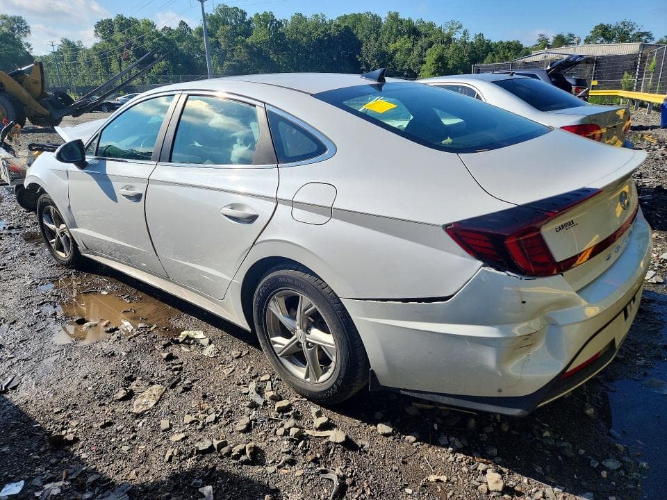2021 HYUNDAI SONATA SE 2