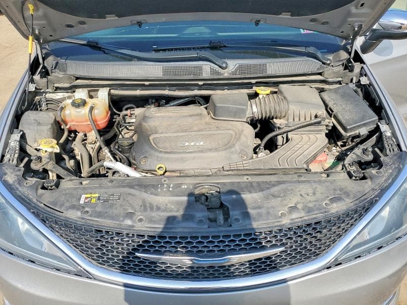 2017 CHRYSLER PACIFICA TOURING L 12