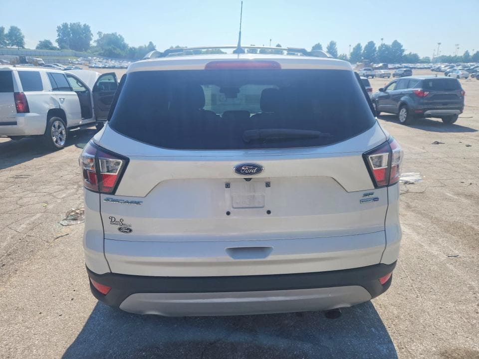 2018 FORD ESCAPE SE 6