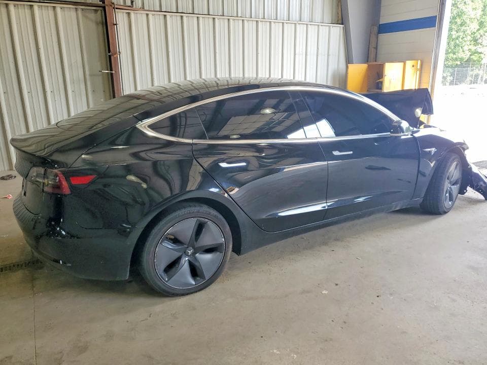 2018 TESLA MODEL 3 3