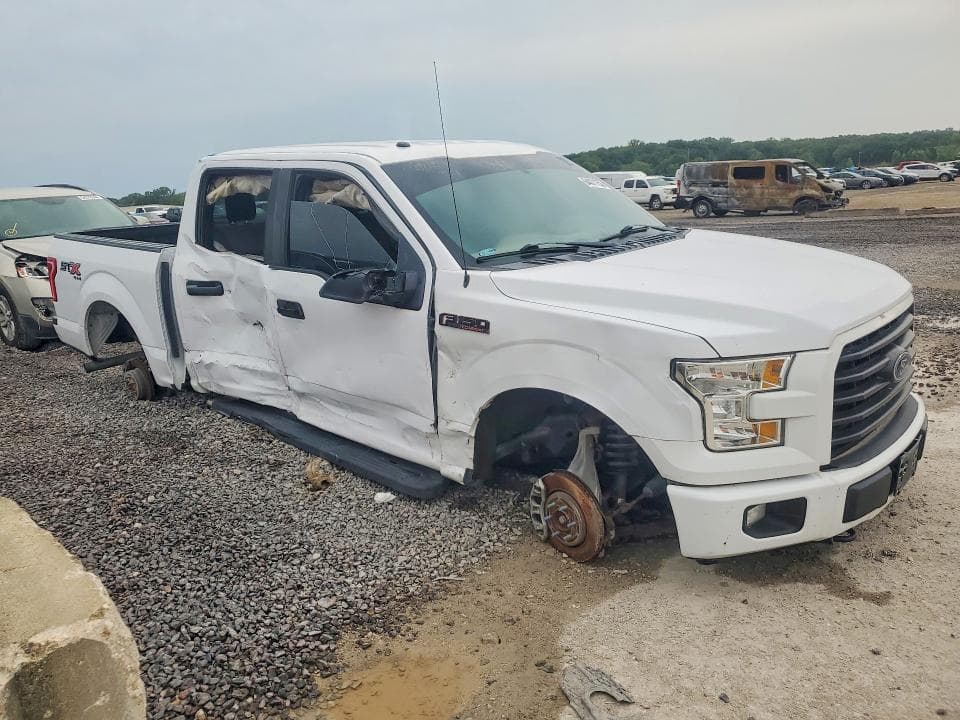 2017 FORD F150 SUPERCREW 4