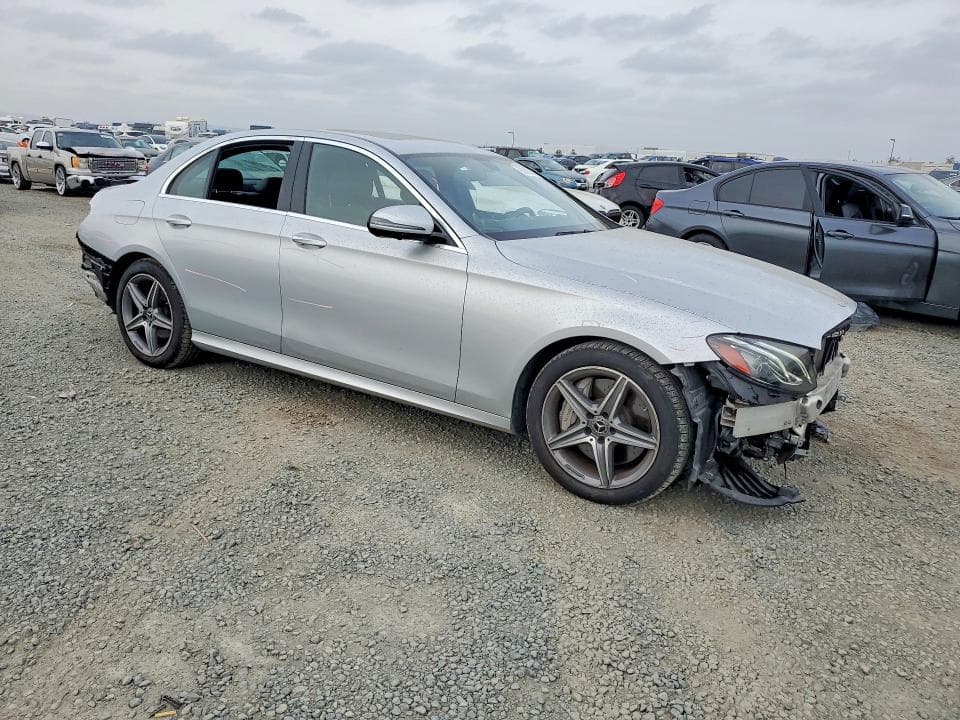 2019 MERCEDES-BENZ E 300 4
