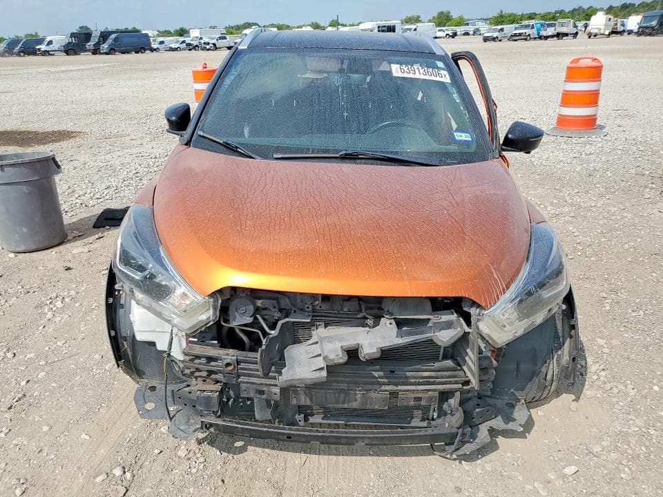 2019 NISSAN KICKS SR 5